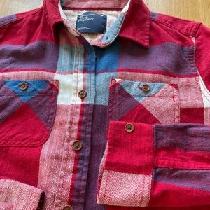American Eagle Flannel Shirt. Size 6.